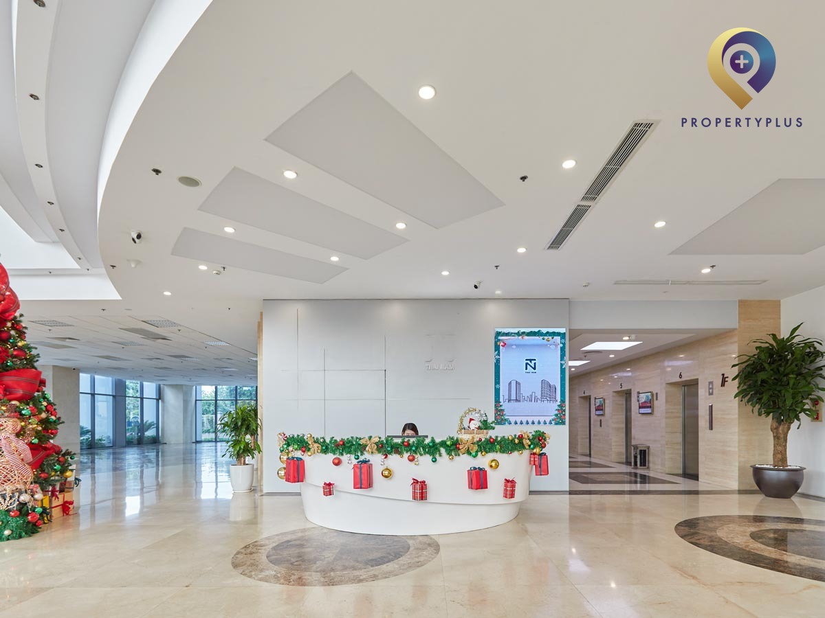 Reception lobby of Thai Nam Building decorated for the holiday season - hình ảnh từ Property Plus